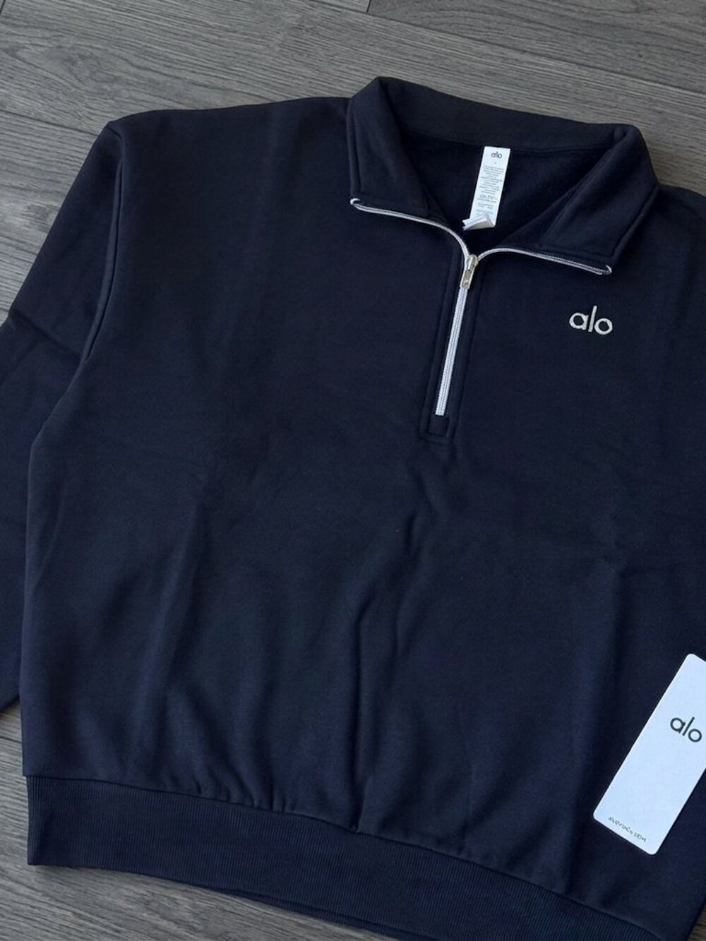 ALO Yoga Accolade Navy 1/4 Zip Pullover Sweatshirt | NWT - Picture 2 of 7